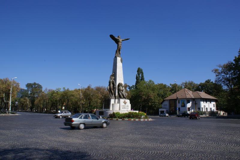 Aviator Statue