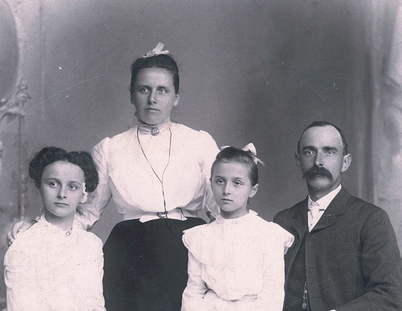 Victorian Family Photos