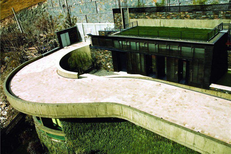 Ramp House Roof