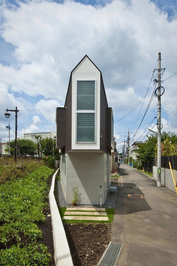 River Side House Front