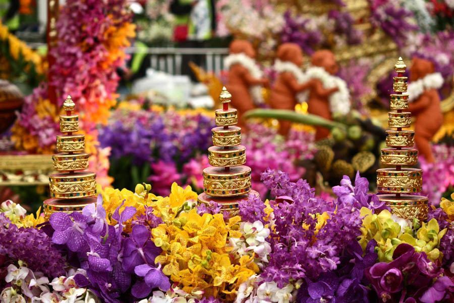 chelsea flower show buddhism