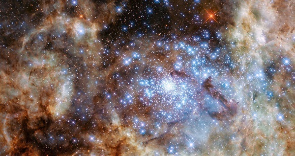 R136 Observed With WFC3