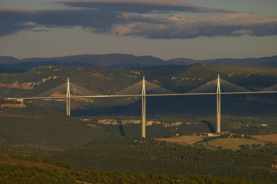 Valley Wide Shot Viaduct