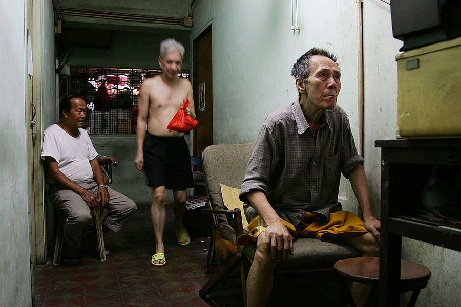 Life In Hong Kong's Cage Homes