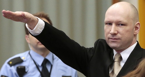 Anders Breivik Nazi Salute