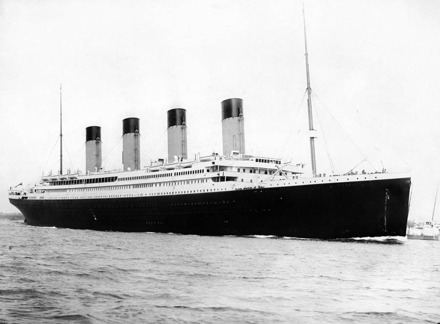 Titanic Departing Historical Photos