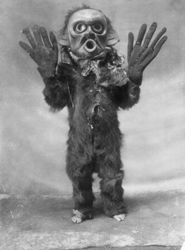 Koskimo Native American Costume