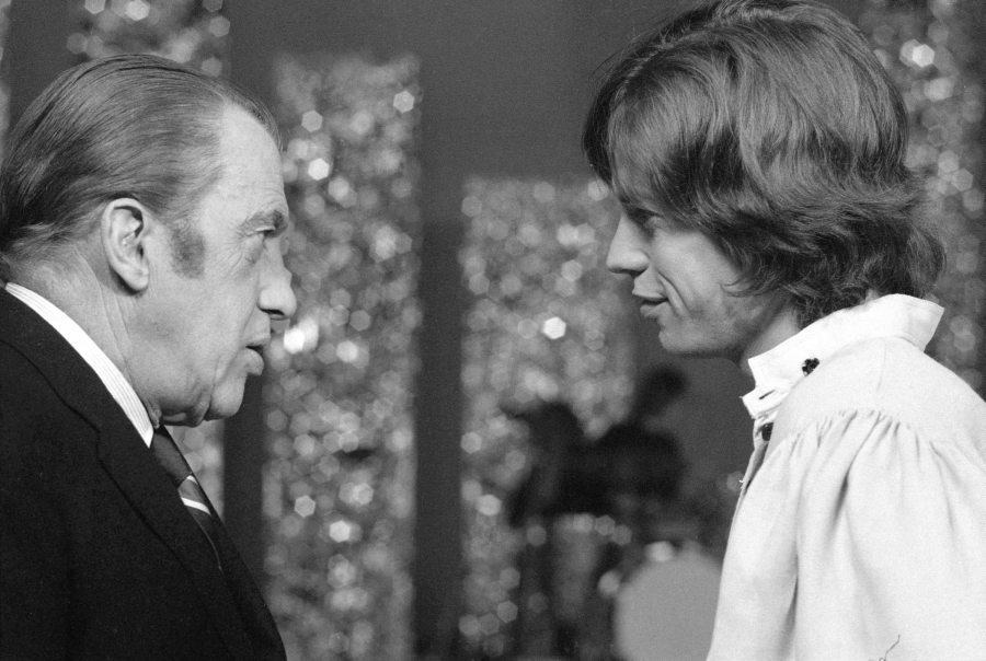Sullivan And Jagger Chatting