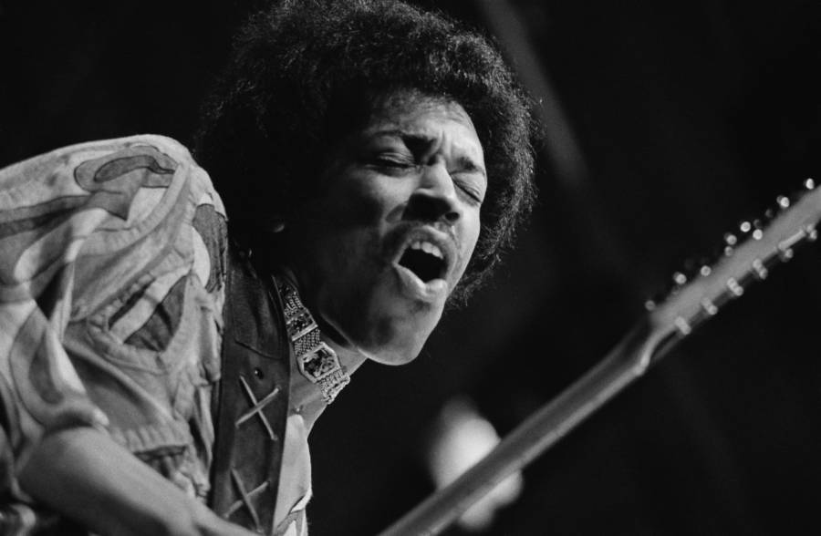 Hendrix Performs Festival