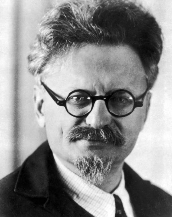 Strange deaths Leon Trotsky