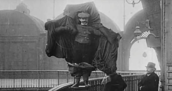 Reichelt Perched On Edge