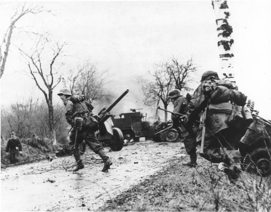 Nazi Soldiers Fighting In The Battle of the Bulge