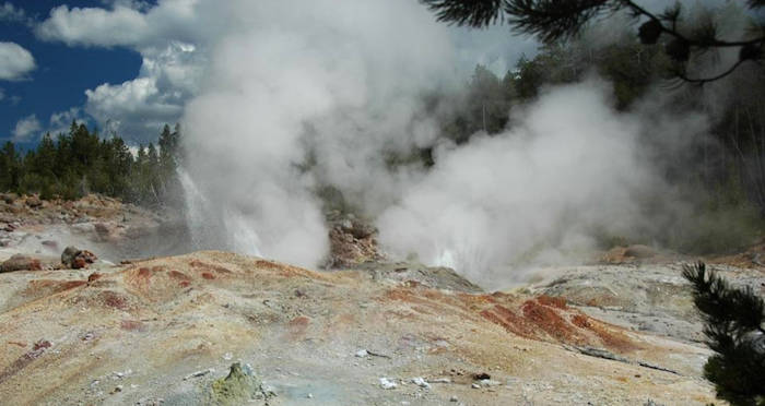 Steamboat Yellowstone