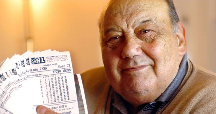 Frane Selak Holding Tickets