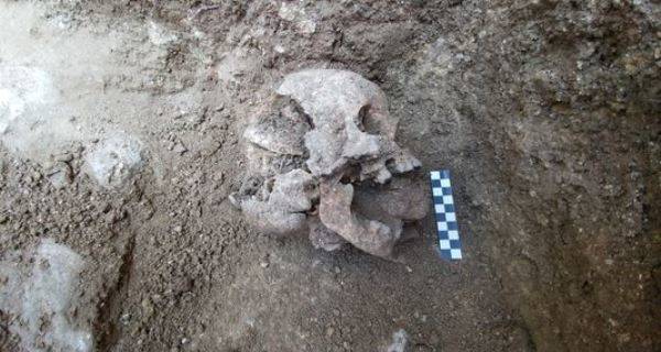 Vampire Burial