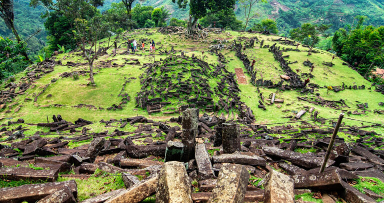 Featured Gunang Padang