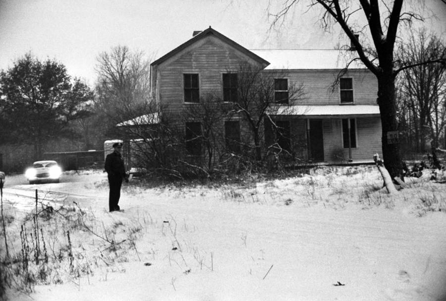 Sheriff Stands Outside Gein's House