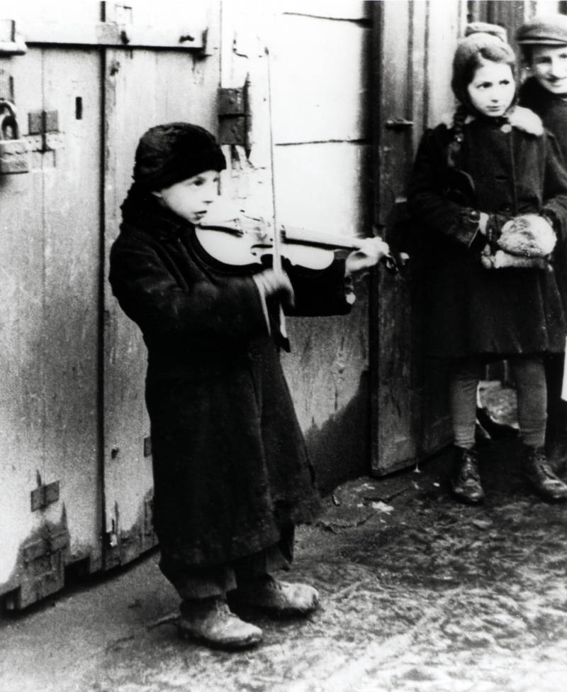 Warsaw Ghetto Busker