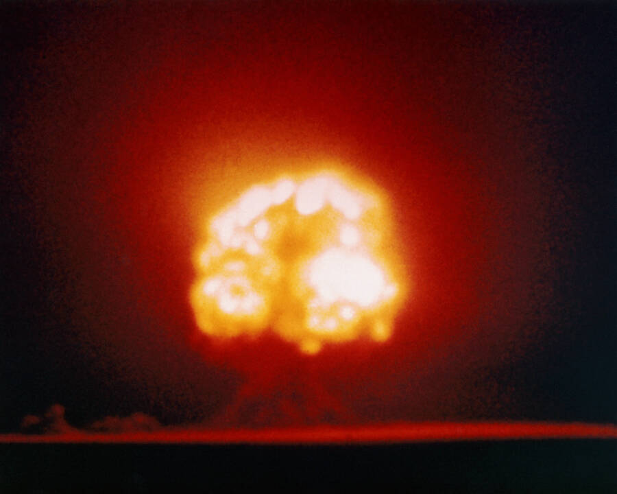 Manhattan Project Color Explosion