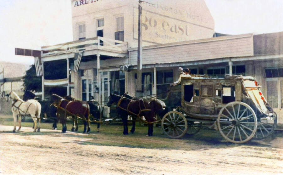 Arlington Motel Wild West