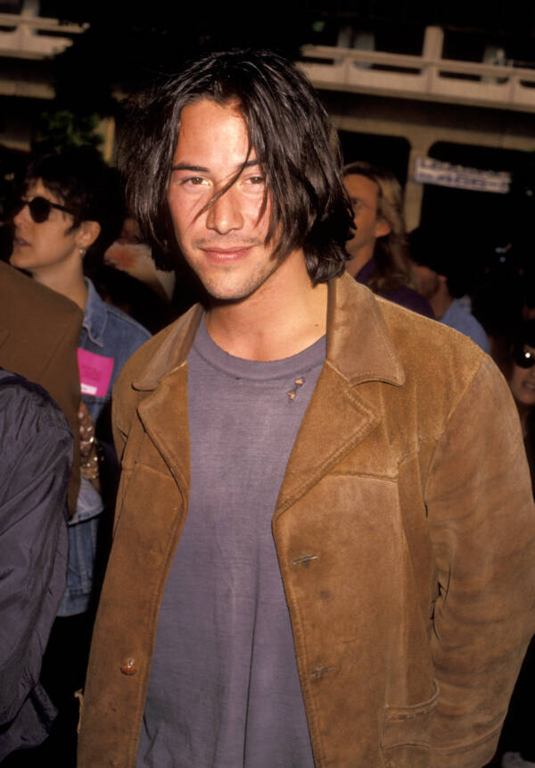 Keanu Reeves Smiling