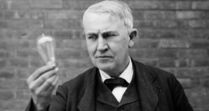 Who Invented The Light Bulb