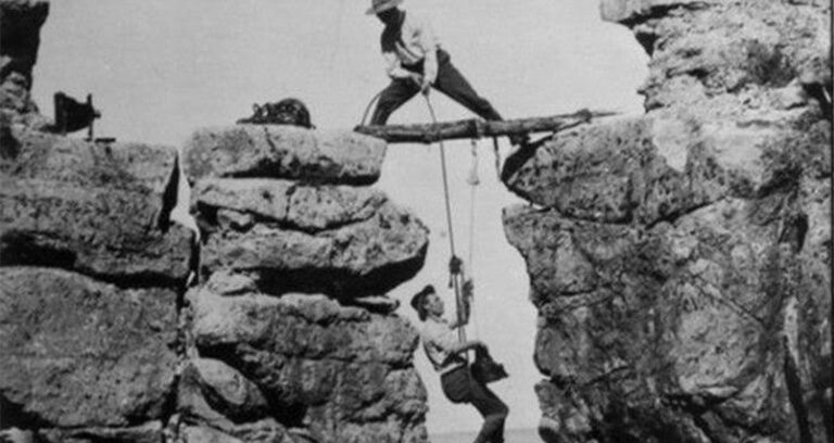Kolb Brothers Dangling In Canyon