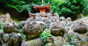 Otagi Nenbutsu Ji Statues