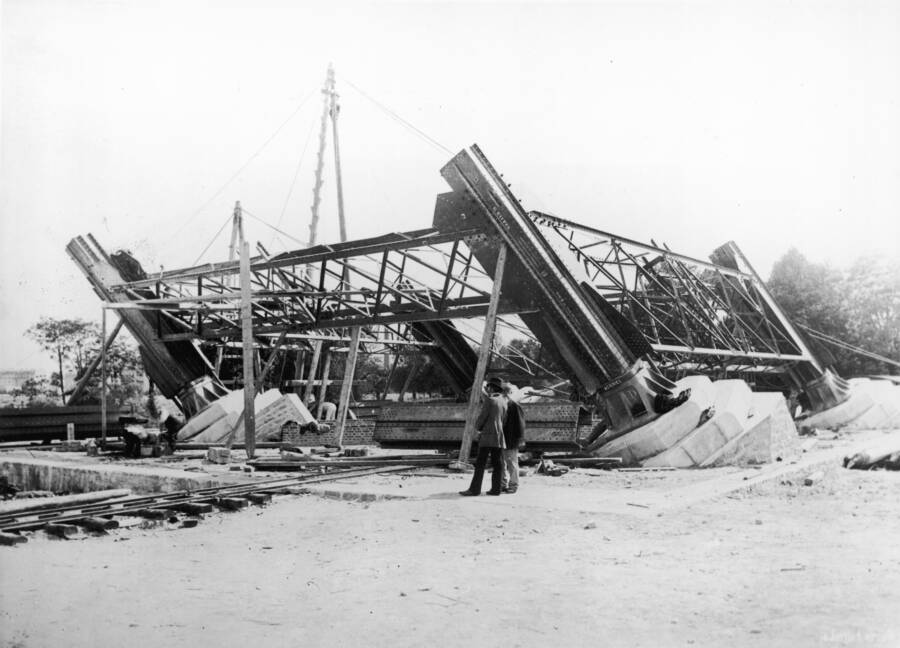Early Construction Of Eiffel Tower