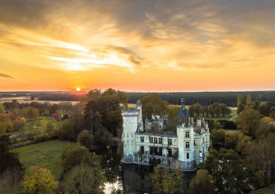 La Mothe Chandeniers Panorama View