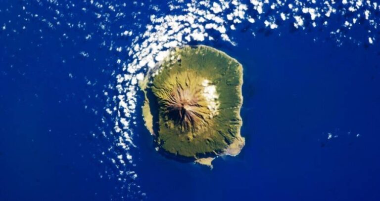 Tristan Da Cunha Island