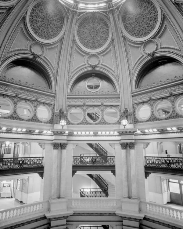 Dome Of Chicago Federal Building