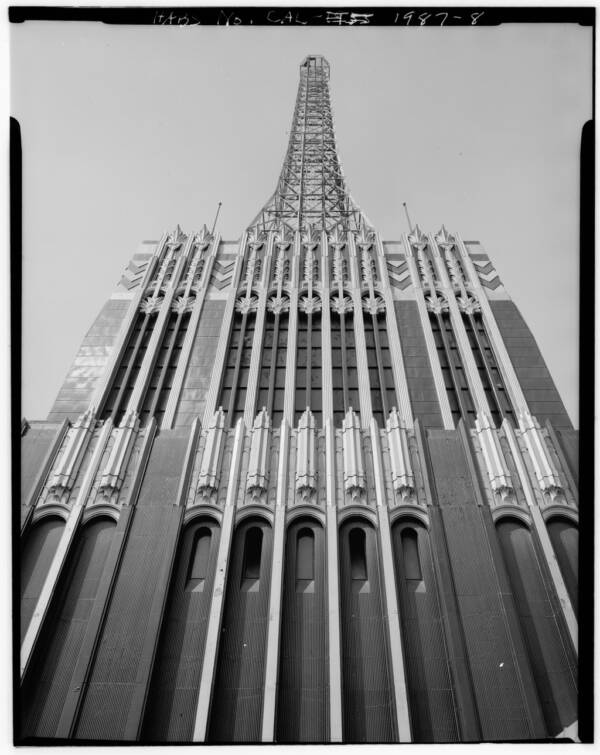 Richfield Tower In 1933
