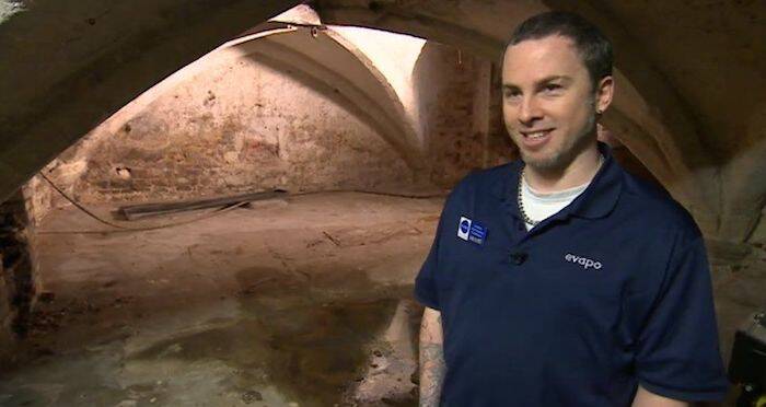 Crypt Under Vape Store