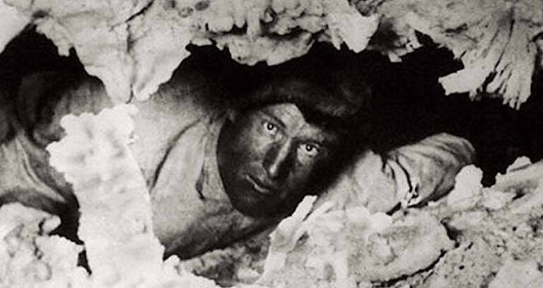 Floyd Collins Trapped