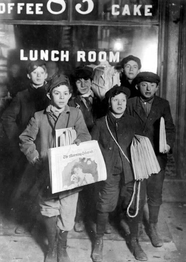 Newsboys Near Brooklyn Bridge
