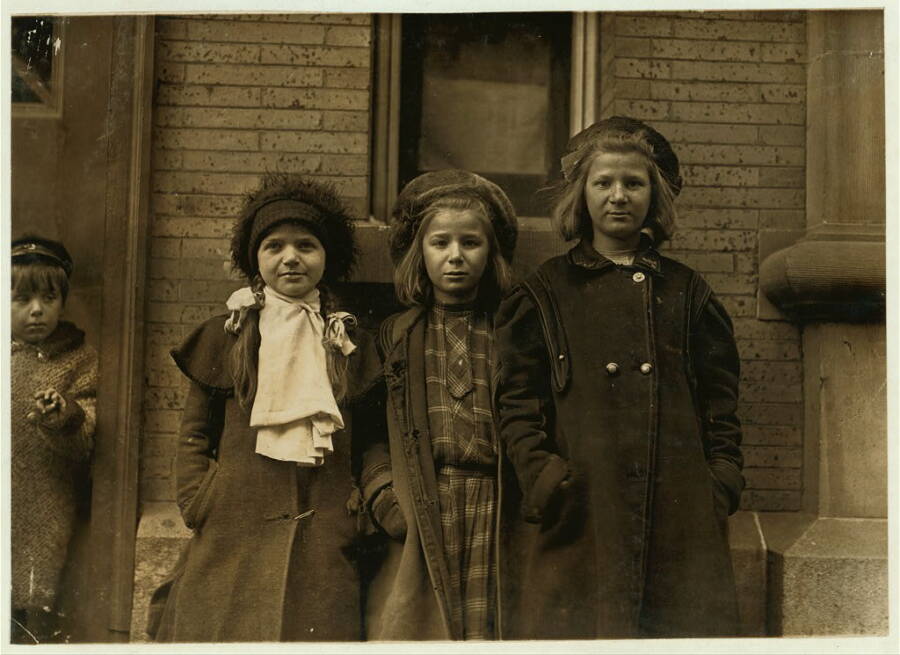 Newsgirls