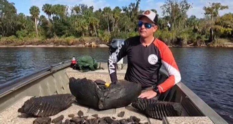 Florida Man With Mammoth Jaw Featured