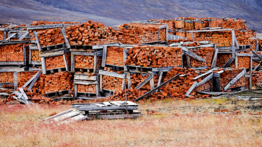 Svalbard Bricks